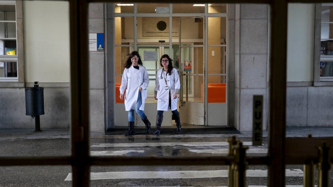 Nova lei de bases: afastar privados do SNS ou aprofundar PPP
